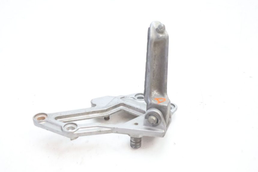 photo de SOPORTE ESTRIBERA DELANTERA DERECHA KAWASAKI GPX F ZX750F 750 (1986 - 1990) - Zoom estado de uso