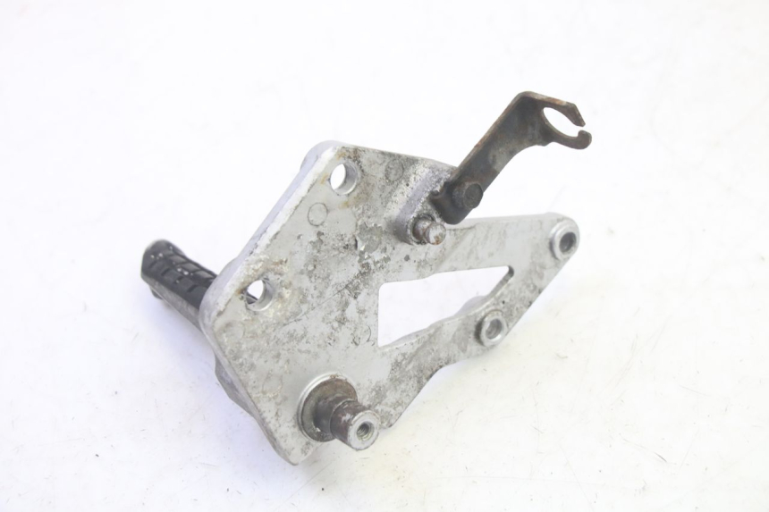 photo de SOPORTE ESTRIBERA DELANTERA DERECHA KAWASAKI GPX R WARBIRD 600 (1988 - 1993) - Primer plano técnico