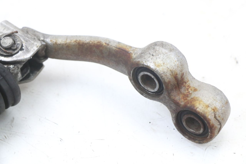 photo de SOPORTE ESTRIBERA DELANTERA DERECHA SUZUKI GSX E 250 (1982 - 1983) - Detalles de los puntos de fijación