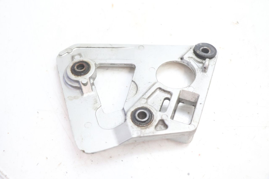 photo de SOPORTE ESTRIBERA DELANTERA DERECHA SUZUKI GSX F GSXF 750 (1988 - 1998) - Zoom estado de uso