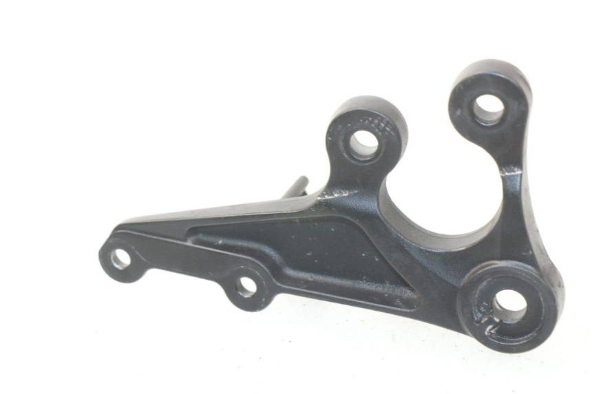 photo de SOPORTE ESTRIBERA DELANTERA DERECHA SUZUKI GSX-R GSXR K16 1000 (2012 - 2016) - Vista principal