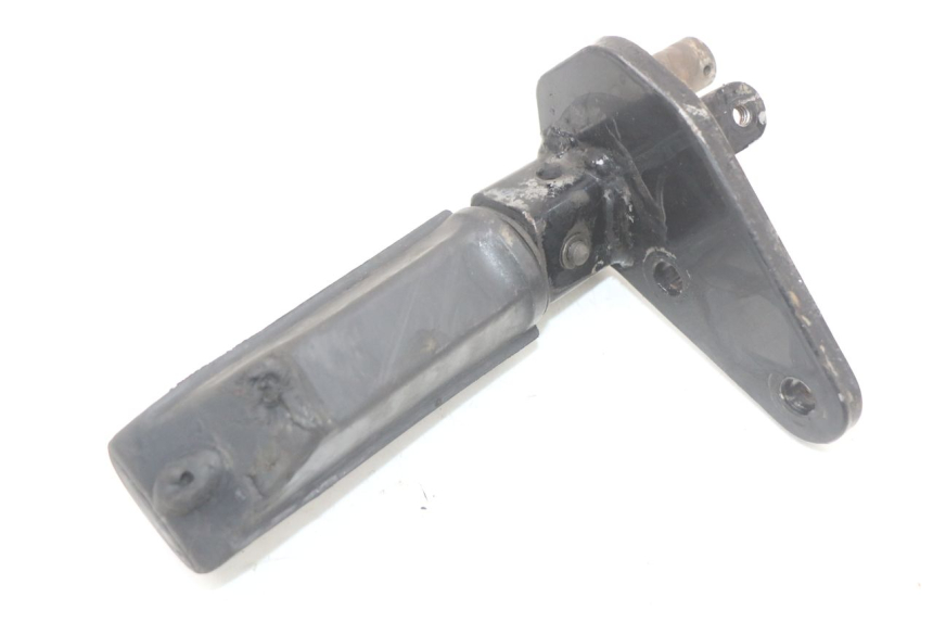 photo de SOPORTE ESTRIBERA DELANTERA DERECHA SUZUKI GZ MARAUDER 125 (1998 - 2004) - Vista general del producto