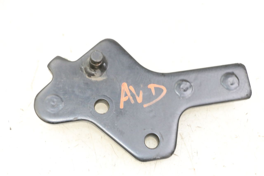 photo de SOPORTE ESTRIBERA DELANTERA DERECHA KEEWAY K-LIGHT KLIGHT 125 (2018 - 2025) - Detalle de la pieza