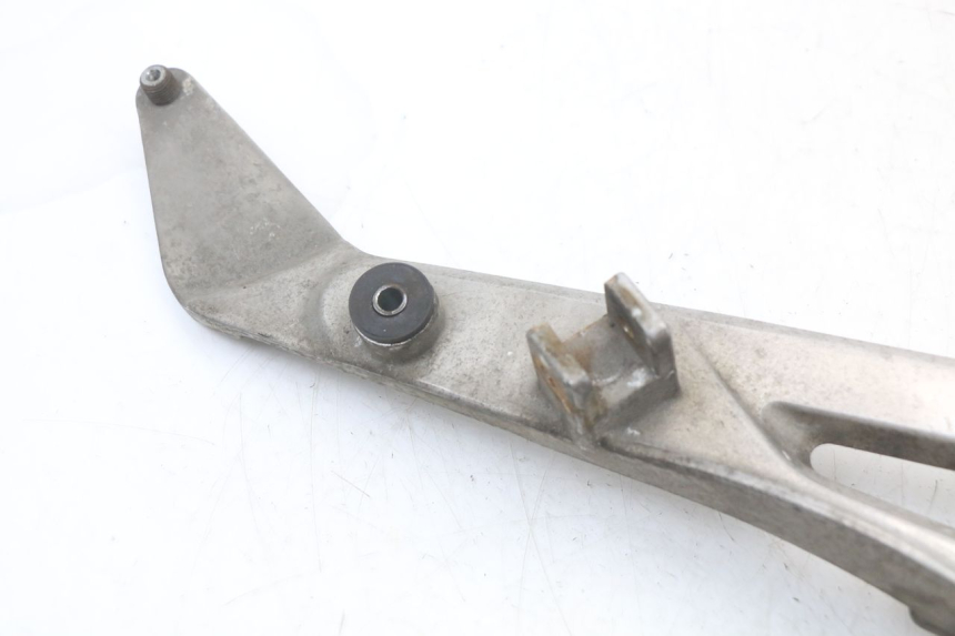 photo de PLACA DE APOYO DELANTERA DERECHA HONDA NTV DEAUVILLE 650 (1998 - 2001) - Detalle de la pieza