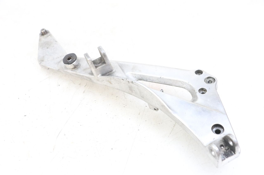 photo de PLACA DE APOYO DELANTERA DERECHA HONDA NTV DEAUVILLE 650 (1998 - 2001) - Recambio usado revisado