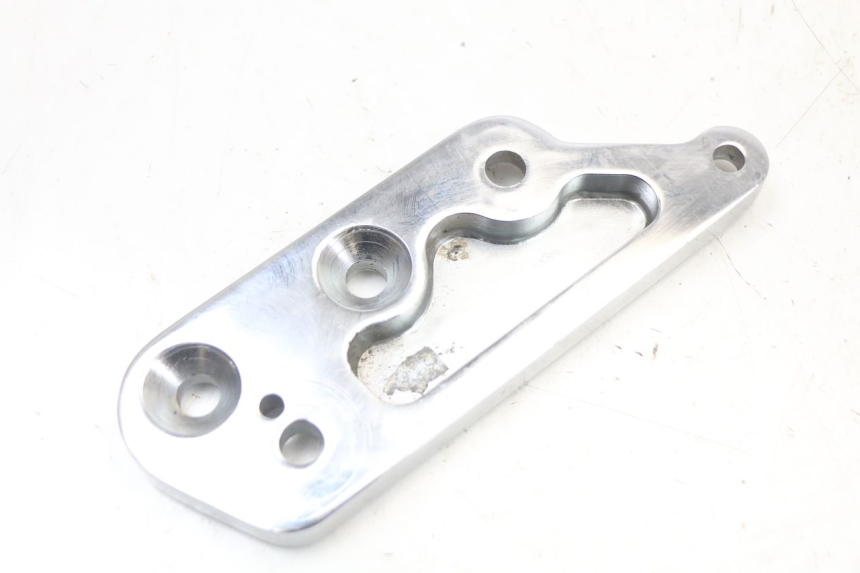 photo de SOPORTE ESTRIBERA DELANTERA DERECHA REGAL RAPTOR SPYDER 125 (2010 - 2018) - Vista principal