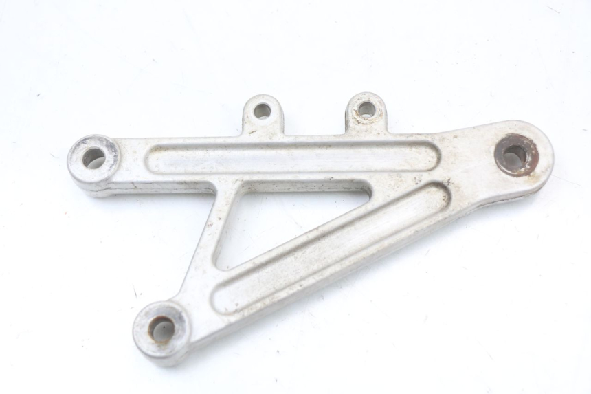 photo de SOPORTE ESTRIBERA DELANTERA DERECHA APRILIA RS 50 (2006 - 2010) - Detalle de la pieza