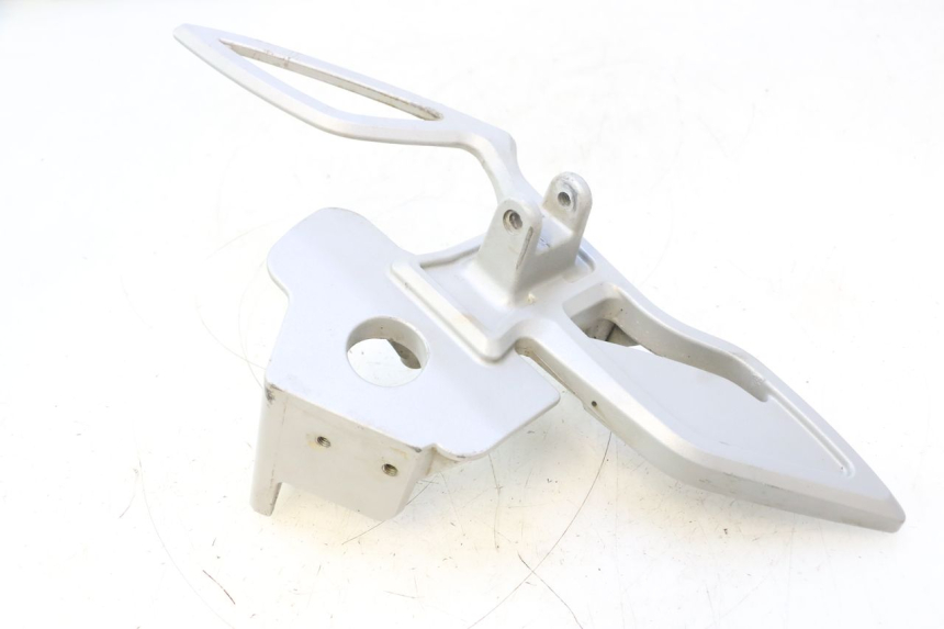 photo de SOPORTE ESTRIBERA DELANTERA DERECHA CAN-AM SPYDER RS 1000 (2008 - 2012) - Características distintivas