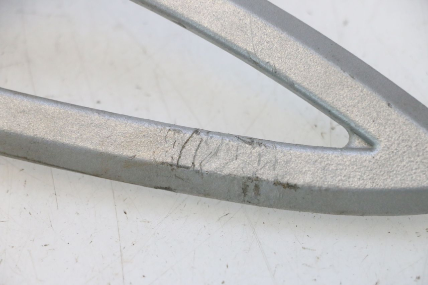photo de SOPORTE ESTRIBERA DELANTERA DERECHA CAN-AM SPYDER RS 1000 (2008 - 2012) - Primer plano técnico