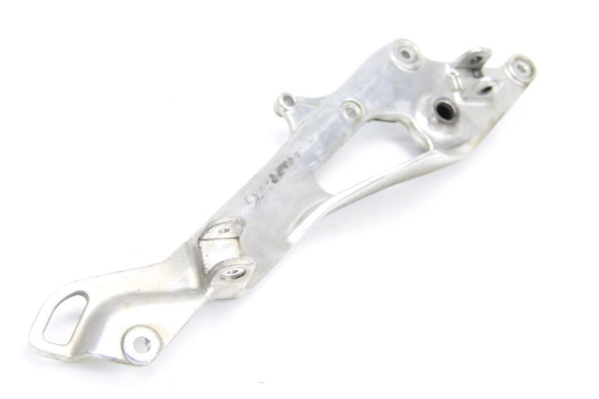 photo de SOPORTE ESTRIBERA DELANTERA DERECHA YAMAHA TDM ABS 900 (2002 - 2014) - Detalle de la pieza