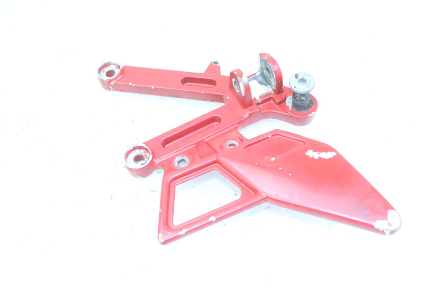 photo de SOPORTE ESTRIBERA DELANTERA DERECHA YAMAHA TZR 50 (2008 - 2016) - Vista general del producto