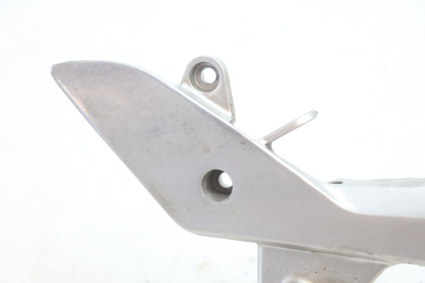 photo de SOPORTE ESTRIBERA DELANTERA DERECHA HONDA VFR FI RC46 800 (1998 - 2001) - Detalle de la pieza