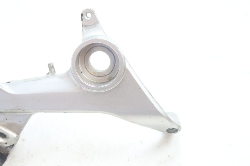 photo de SOPORTE ESTRIBERA DELANTERA DERECHA HONDA VFR FI RC46 800 (1998 - 2001) - Otra perspectiva