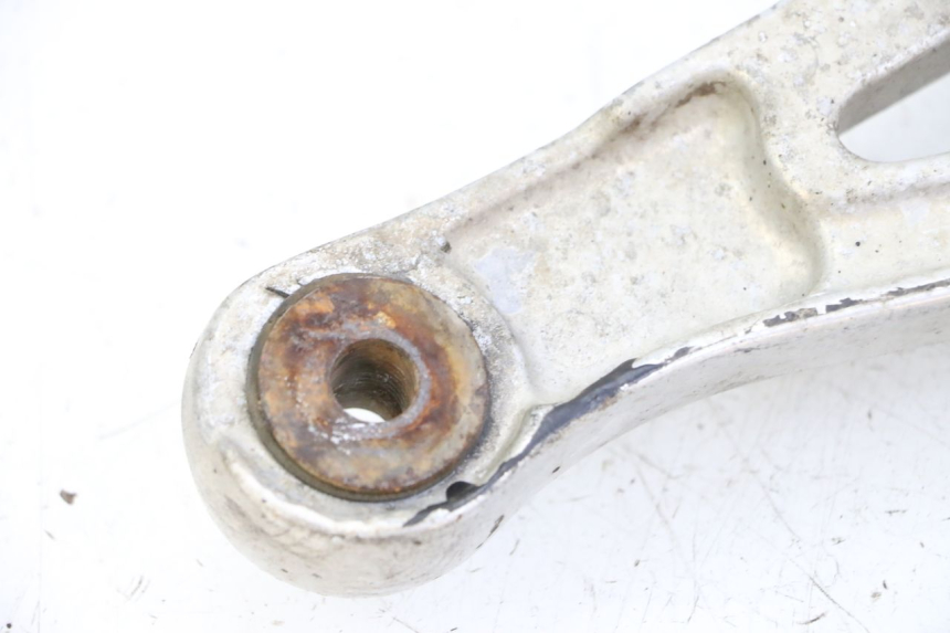 photo de SOPORTE ESTRIBERA DELANTERA DERECHA YAMAHA XJN DIVERSION 600 (2000 - 2003) - Otra perspectiva