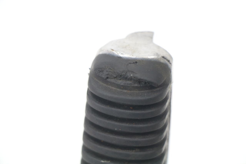 photo de SOPORTE ESTRIBERA DELANTERA DERECHA YAMAHA XJN XJ N DIVERSION 600 (1994 - 1997) - Primer plano técnico