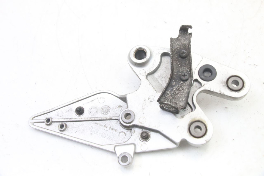 photo de SOPORTE ESTRIBERA DELANTERA DERECHA YAMAHA FZ6 FAZER S2 600 (2007 - 2011) - Vista general del producto