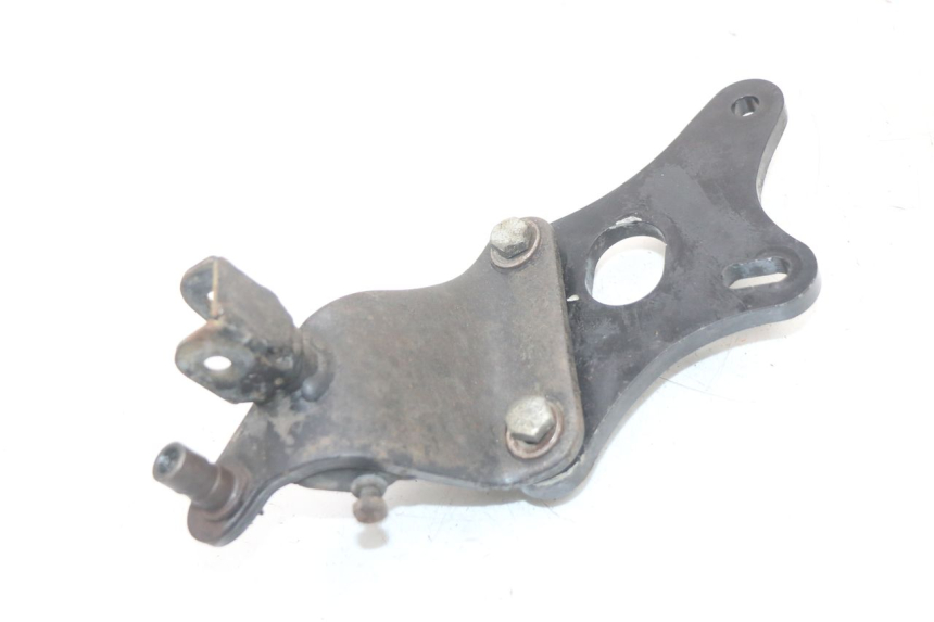 photo de SOPORTE ESTRIBERA DELANTERA DERECHA YAMAHA XVS DRAG STAR DRAGSTAR 650 (1997 - 2007) - Detalle de la pieza