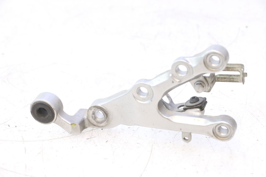 photo de SOPORTE ESTRIBERA DELANTERA DERECHA YAMAHA YZF R6 600 (2008 - 2009) - Vista principal