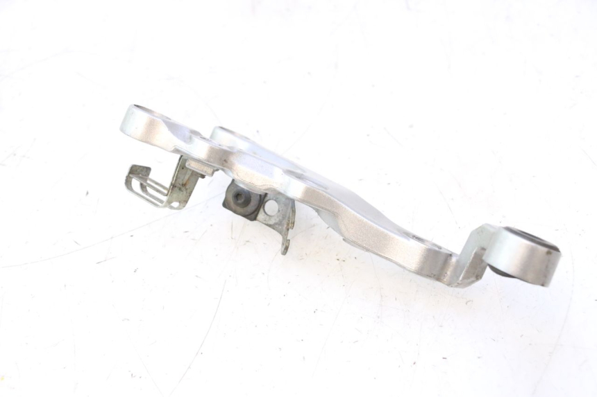 photo de SOPORTE ESTRIBERA DELANTERA DERECHA YAMAHA YZF R6 600 (2008 - 2009) - Otra perspectiva