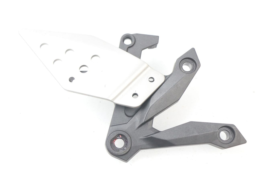 photo de SOPORTE ESTRIBERA DELANTERA DERECHA KAWASAKI Z ABS 750 (2007 - 2013) - Vista principal