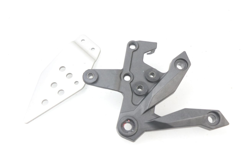 photo de SOPORTE ESTRIBERA DELANTERA DERECHA KAWASAKI Z ABS 750 (2007 - 2013) - Otra perspectiva