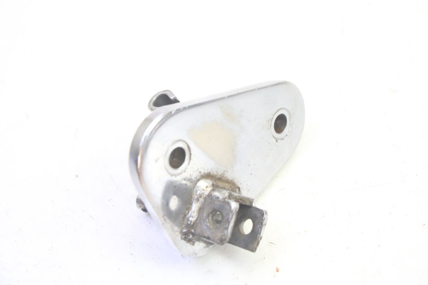 photo de SOPORTE ESTRIBERA DELANTERA DERECHA KYMCO ZING 125 (1997 - 2003) - Detalle de la pieza