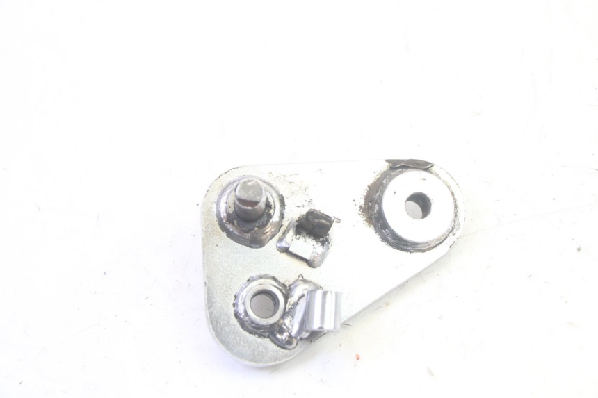 photo de SOPORTE ESTRIBERA DELANTERA DERECHA KYMCO ZING 125 (1997 - 2003) - Zoom estado de uso