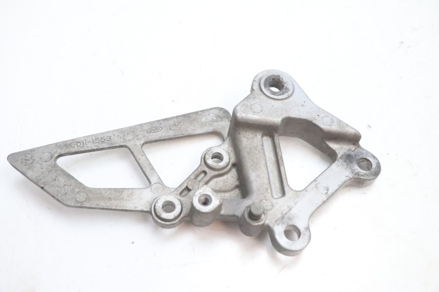 photo de PLATINA DE APOYO DELANTERO DERECHO KAWASAKI ZX-6R ZX6R 600 (1995 - 1997) - Otra perspectiva