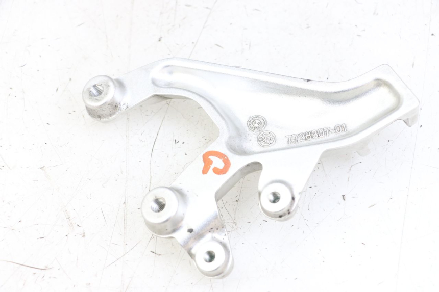 photo de SOPORTE ESTRIBERA DELANTERA IZQUIERDA BMW S RR ABS S1000RR 1000 (2015 - 2018) - Zoom estado de uso