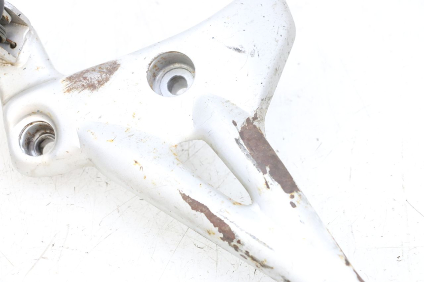 photo de SOPORTE ESTRIBERA DELANTERA IZQUIERDA MAG POWER BOMBERS 4T 50 (2016 - 2026) - Características distintivas