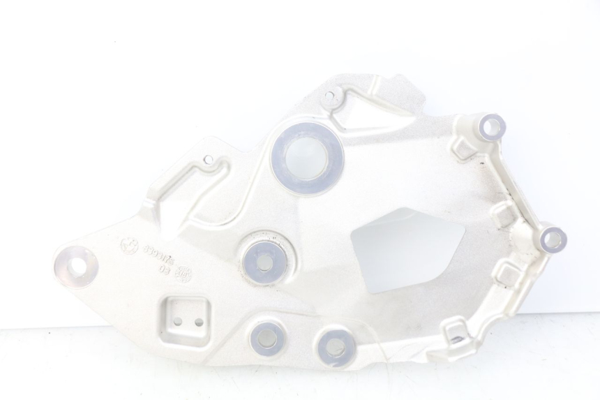 photo de SOPORTE ESTRIBERA DELANTERA IZQUIERDA BMW F GS K81 850 (2018 - 2023) - Detalles de los puntos de fijación
