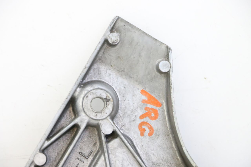 photo de SOPORTE ESTRIBERA DELANTERA IZQUIERDA YAMAHA FJ 36Y 1100 (1984 - 1985) - Detalles de los puntos de fijación