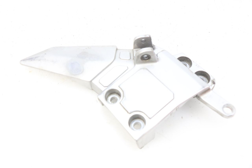 photo de PLATINA DE APOYO DELANTERO IZQUIERDO YAMAHA FJR ABS 1300 (2016 - 2020) - Zoom estado de uso