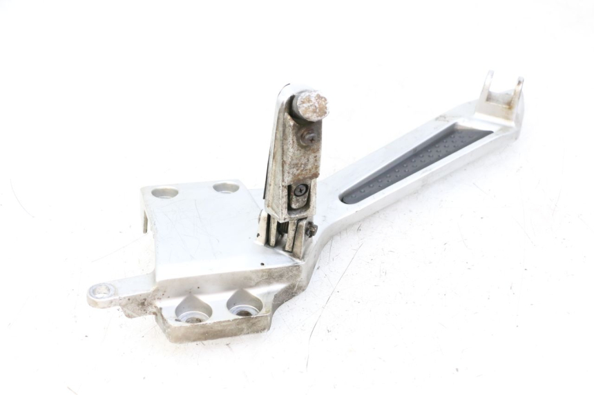 photo de PLATINA DE APOYO DELANTERO IZQUIERDO YAMAHA FJR ABS 1300 (2006 - 2012) - Primer plano técnico