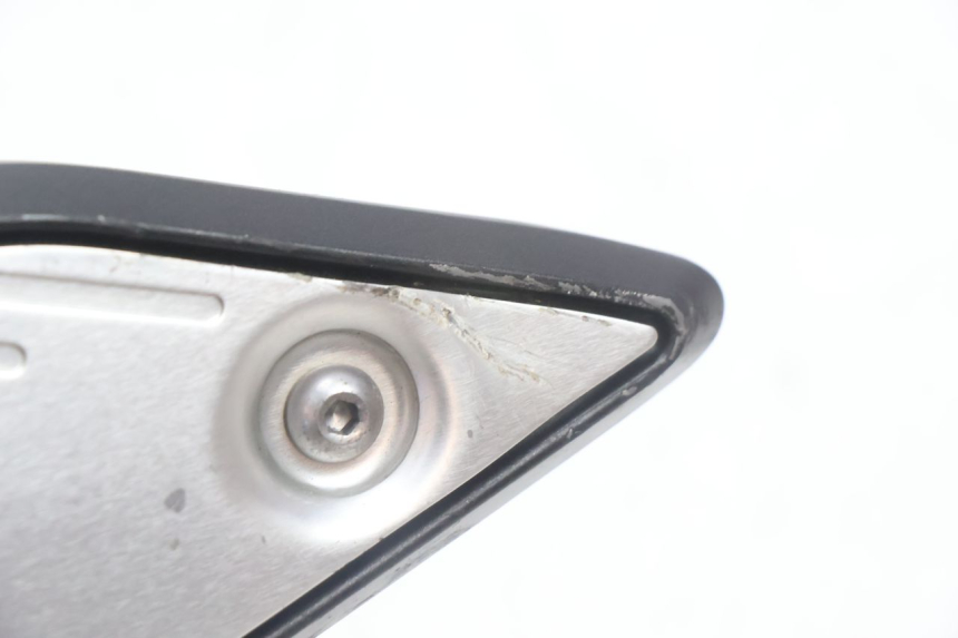 photo de SOPORTE ESTRIBERA DELANTERA IZQUIERDA YAMAHA FZ8 800 (2010 - 2016) - Zoom estado de uso