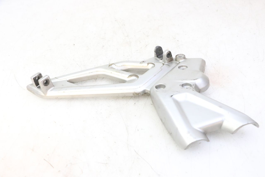 photo de SOPORTE ESTRIBERA DELANTERA IZQUIERDA BMW G310 R 310 (2016 - 2020) - Vista general del producto