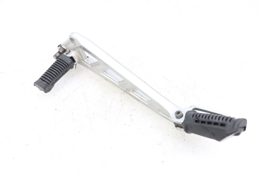 photo de SOPORTE ESTRIBERA DELANTERA IZQUIERDA HYOSUNG GF 125 (2001 - 2005) - Detalle de la pieza