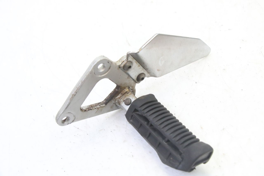 photo de SOPORTE ESTRIBERA DELANTERA IZQUIERDA SUZUKI GS GSE 500 (2001 - 2003) - Vista principal