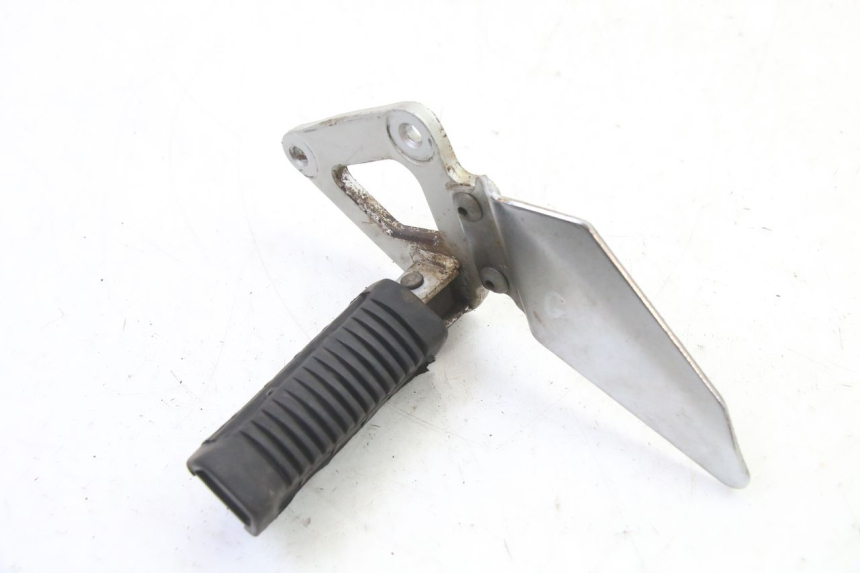 photo de SOPORTE ESTRIBERA DELANTERA IZQUIERDA SUZUKI GS GSE 500 (2001 - 2003) - Zoom estado de uso