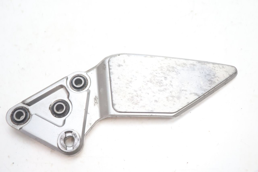 photo de SOPORTE ESTRIBERA DELANTERA IZQUIERDA SUZUKI GSF N BANDIT 1200 (2001 - 2005) - Vista principal