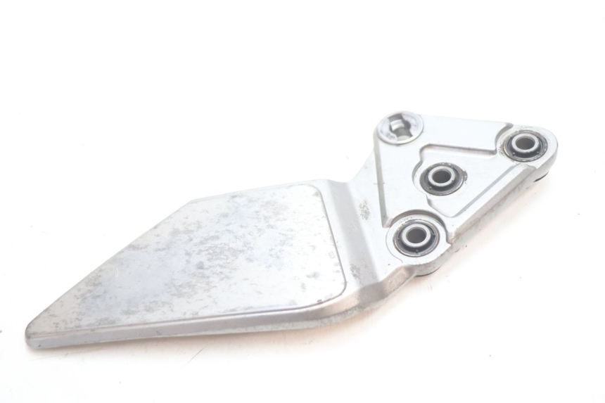 photo de SOPORTE ESTRIBERA DELANTERA IZQUIERDA SUZUKI GSF N BANDIT 1200 (2001 - 2005) - Zoom estado de uso