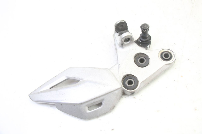 photo de SOPORTE ESTRIBERA DELANTERA IZQUIERDA SUZUKI GSR 750 (2011 - 2017) - Otra perspectiva