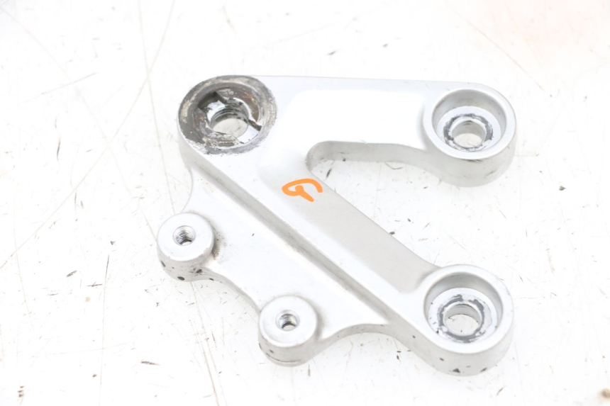 photo de SOPORTE ESTRIBERA DELANTERA IZQUIERDA SUZUKI GSXR GSX-R 1000 (2003 - 2004) - Vista principal