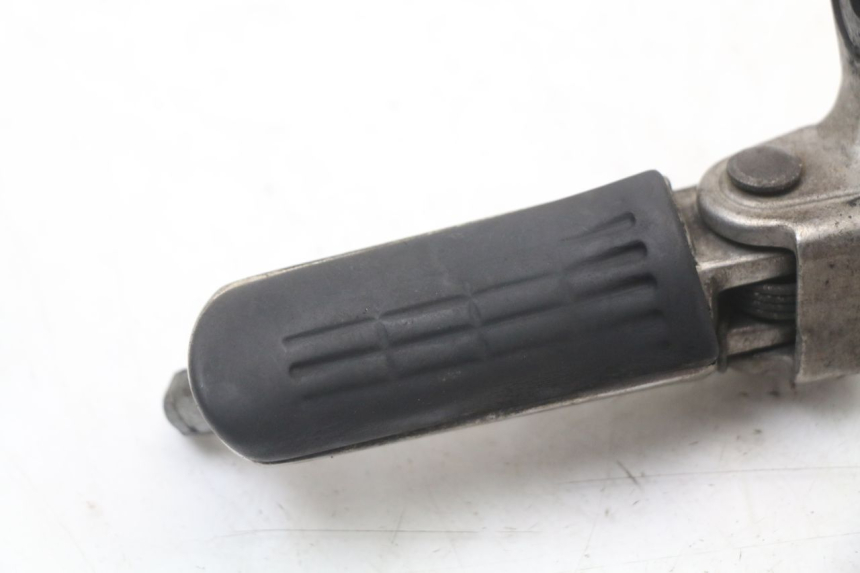 photo de SOPORTE ESTRIBERA DELANTERA IZQUIERDA HONDA CBR F 1000 (1993 - 1996) - Otra perspectiva