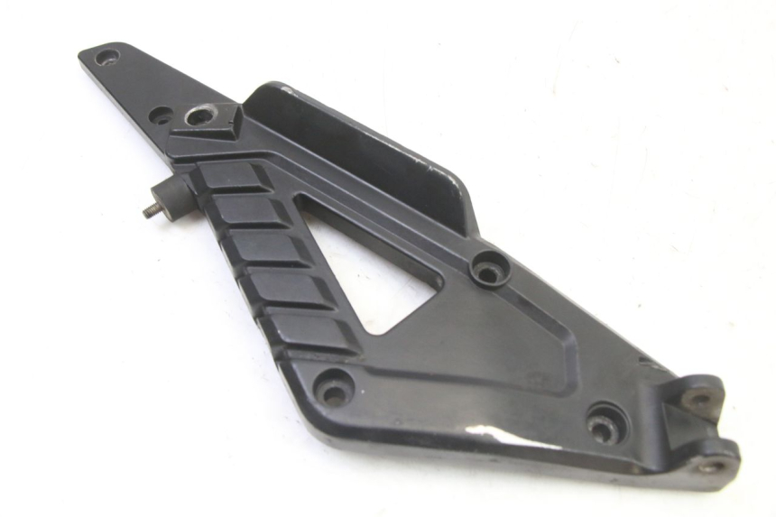 photo de SOPORTE ESTRIBERA DELANTERA IZQUIERDA BMW K 75 RT 750 (1989 - 1997) - Primer plano técnico