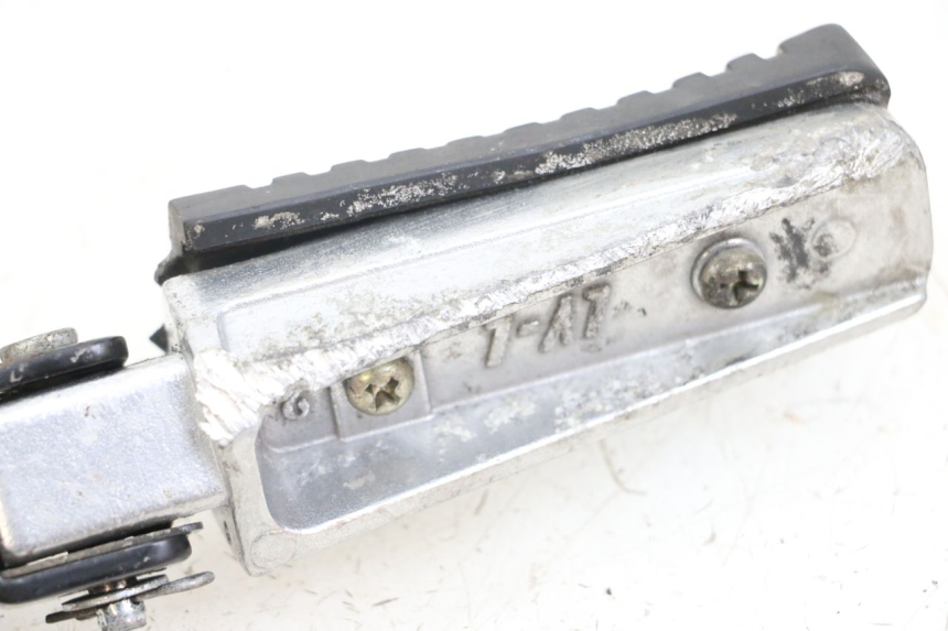 photo de SOPORTE ESTRIBERA DELANTERA IZQUIERDA KYMCO K-PW K-PIPE 50 (2012 - 2017) - Vista general del producto