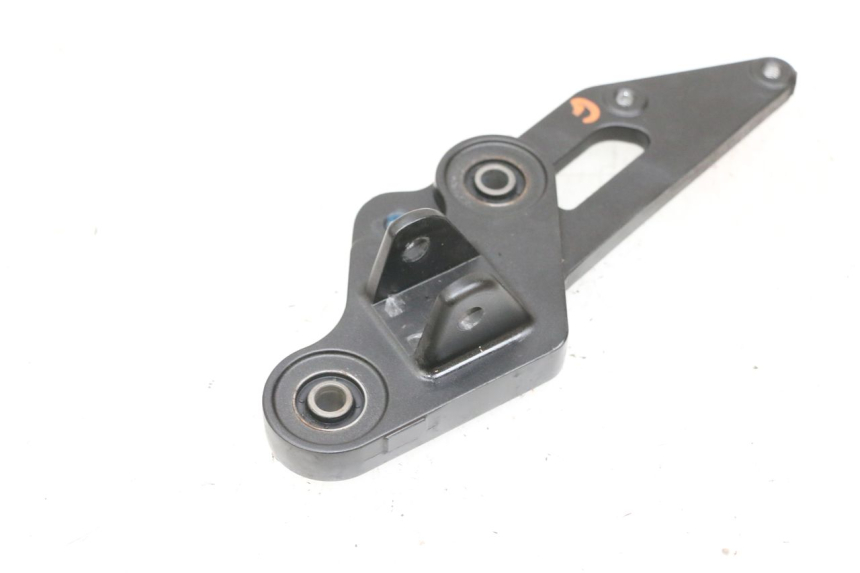 photo de SOPORTE ESTRIBERA DELANTERA IZQUIERDA YAMAHA MT-07 MT07 ABS 700 (2018 - 2020) - Zoom estado de uso