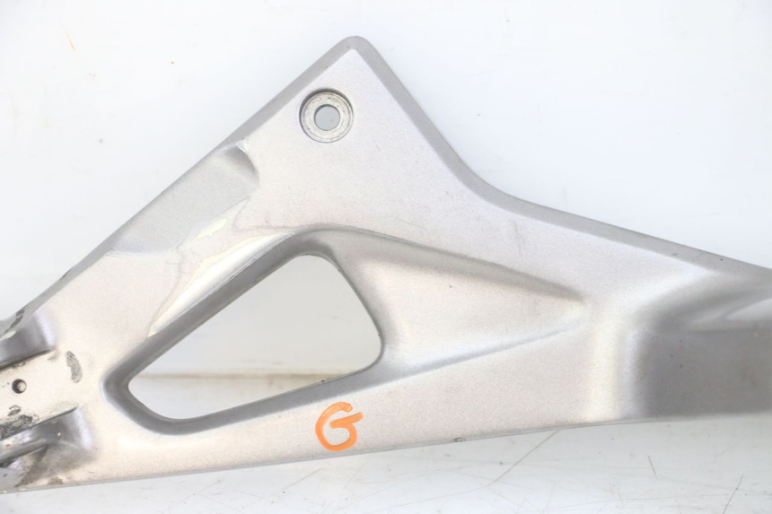 photo de SOPORTE ESTRIBERA DELANTERA IZQUIERDA HONDA NTV DEAUVILLE ABS 700 (2007 - 2016) - Características distintivas