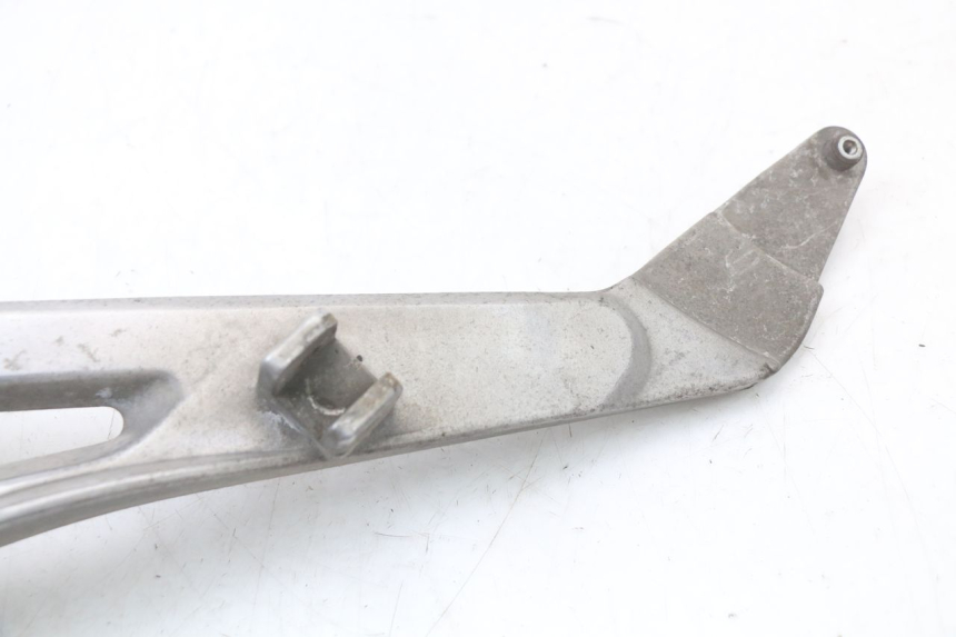 photo de PLATINA APOYA PIE DELANTERO IZQUIERDO HONDA NTV DEAUVILLE 650 (1998 - 2001) - Zoom estado de uso