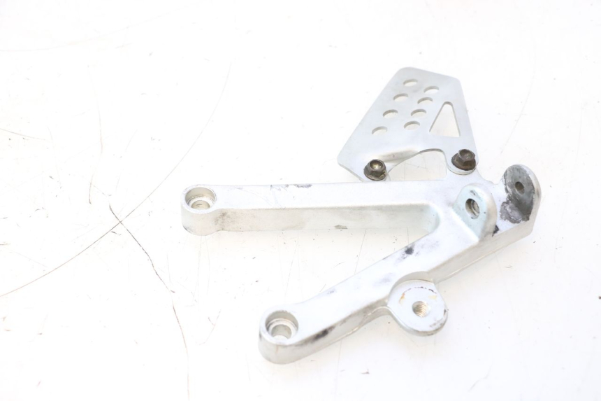 photo de SOPORTE ESTRIBERA DELANTERA IZQUIERDA DUCATI SS IE DS CARENEE 1000 (2002 - 2006) - Estado de la superficie y material